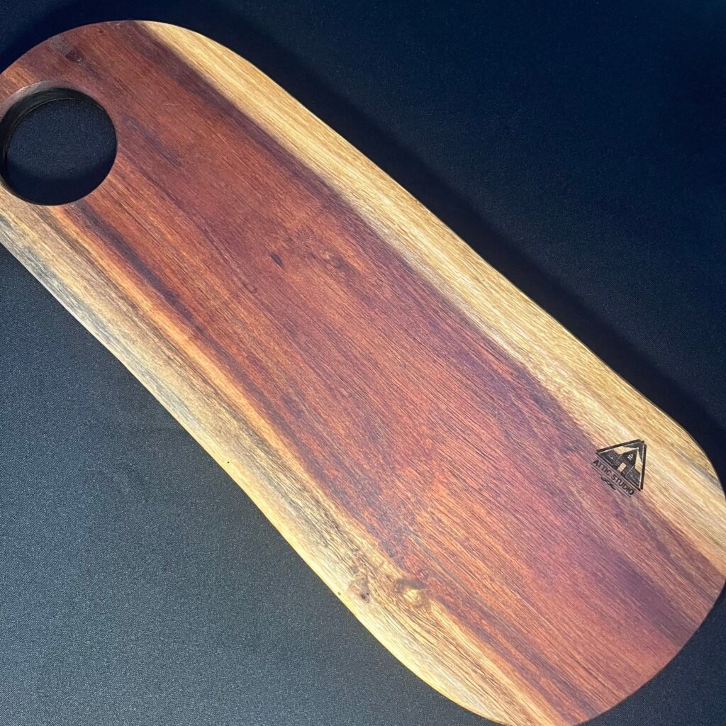 Charcuterie board: Knysna Blackwood (chocolate brown colour)